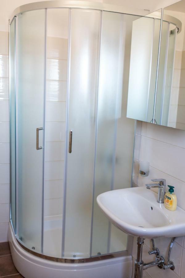 Apartment Sv. Marak Risika Luaran gambar